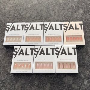 Salt press On Nails lasts up to 3 weeks, 30 nails per box w/app tools & glue